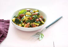Squash med chorizo og mandler