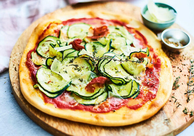 Tupperware Zucchini pizza 