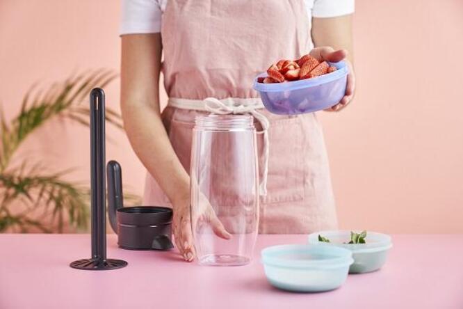 Tupperware Vann med jordbær  og mynte 