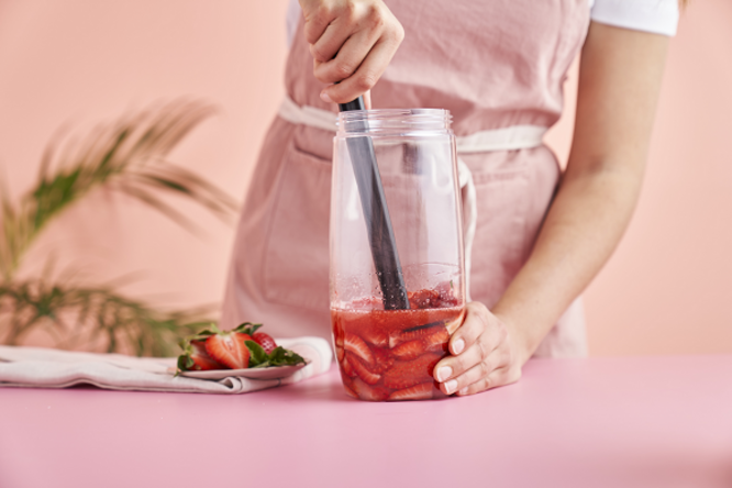 Tupperware Vann med jordbær  og mynte 