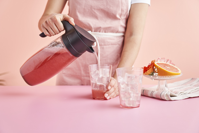 Tupperware Vann med jordbær  og mynte 